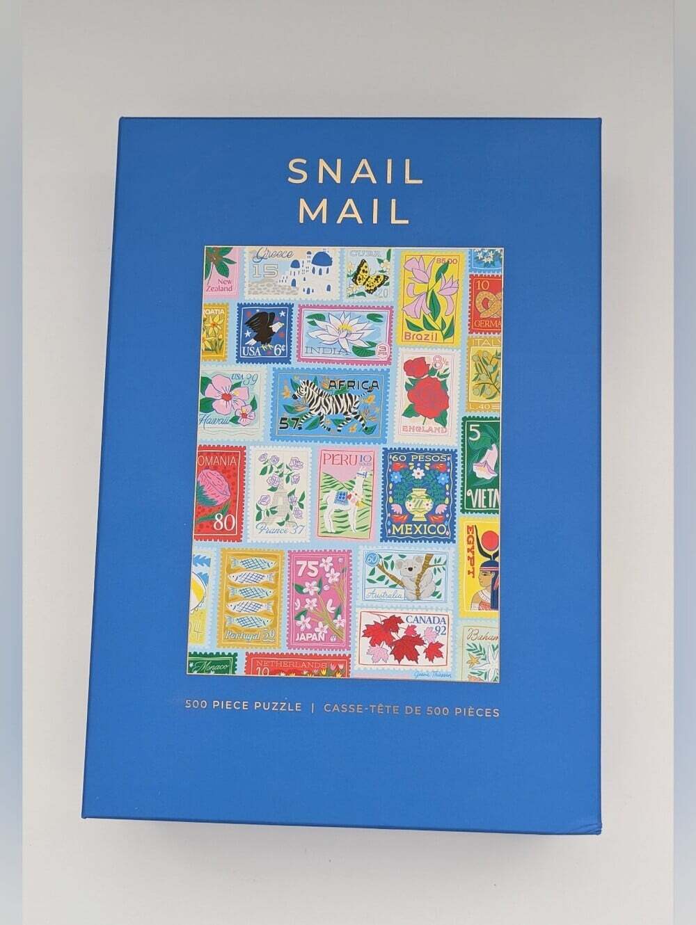 NEW IN BOX Hobbry "Snail Mail" International Stamp Collage 500-Piece Puzzle